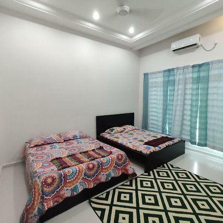 Ar-Rayyan Homestation Dungun Exterior photo