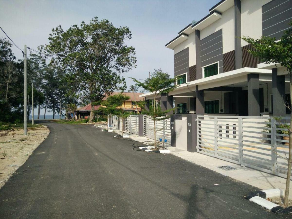 Ar-Rayyan Homestation Dungun Exterior photo