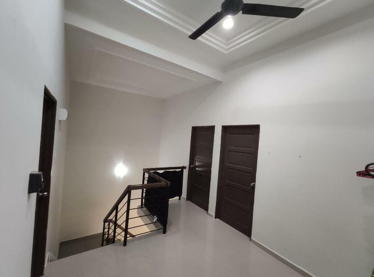 Ar-Rayyan Homestation Dungun Exterior photo